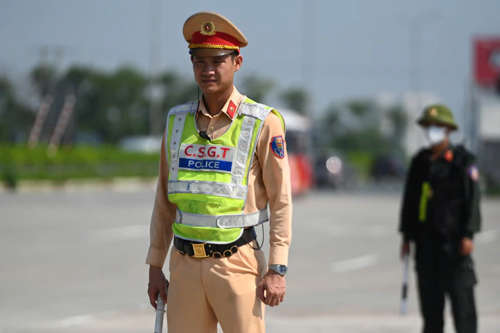 Cục CSGT trực tiếp tăng cường xử lý vi phạm tại Đồng Nai, tập trung trên 2 tuyến quốc lộ - Ảnh 1.