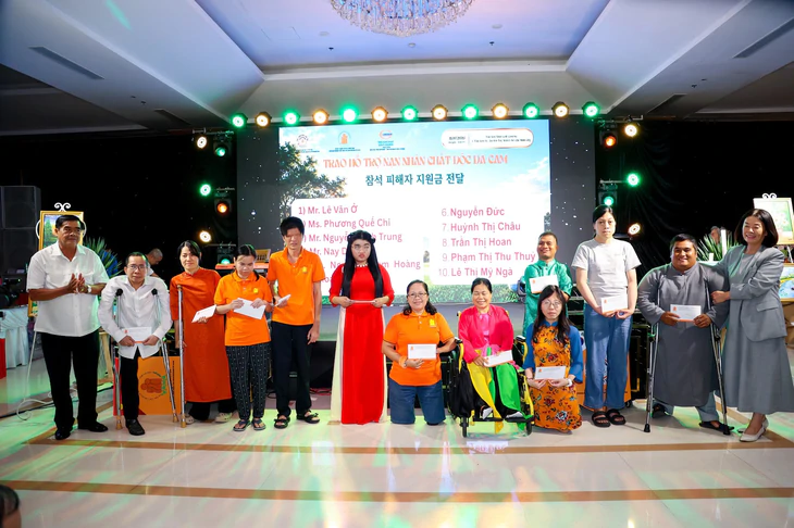 Golfer Hàn Quốc và Việt Nam chung tay vì nạn nhân da cam - Ảnh 3.