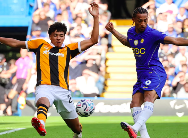 Tân binh Hull City tiếp tục đà thăng hoa ở Premier League - Ảnh 1.