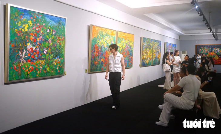 Tăng Thanh Hà cùng dàn nghệ sĩ khám phá 'Những mùa hoa trong ký ức' của Đỗ Mạnh Cường - Ảnh 9.