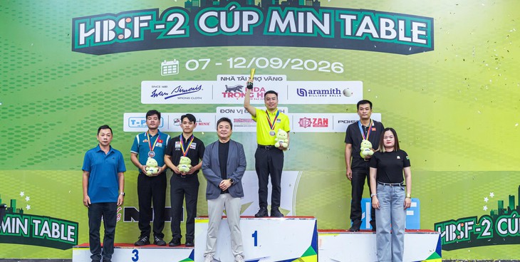 Cơ thủ nhận 70 triệu đồng tiền thưởng từ chức vô địch 'World Cup billiards Việt Nam' - Ảnh 1.