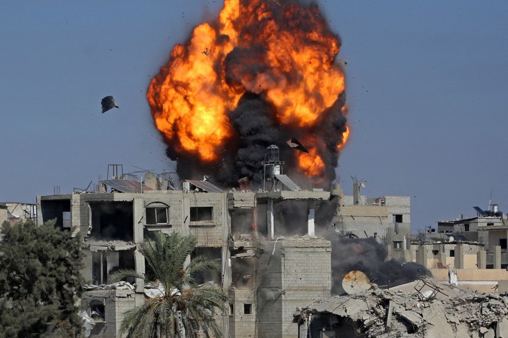 Bộ trưởng Israel kêu gọi tước quốc tịch của hai đạo diễn phim về Gaza - Ảnh 1.