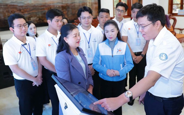 'Vươn cánh bồ câu trắng' tiếp sức tân sinh viên rèn luyện, tự tin 'tung cánh' trưởng thành - Ảnh 3.