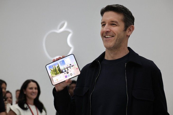 Chạm giá 2000 USD: iPhone Duo đắt gần gấp đôi nhưng nhiều cái còn thua iPhone 18 pro max? - Ảnh 3.