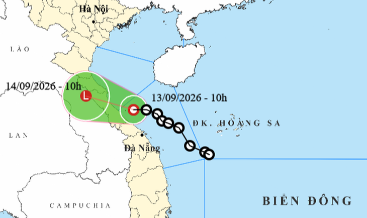 Áp thấp nhiệt đới cách Quảng Trị 120km, từ tối đến đêm nay vào đất liền - Ảnh 1.