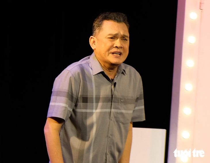 Kịch đoàn Thành Lộc hoàn tất treo bảng hiệu ở Nhà hát Bến Thành, gọi tên mức vé theo loài hoa - Ảnh 2.