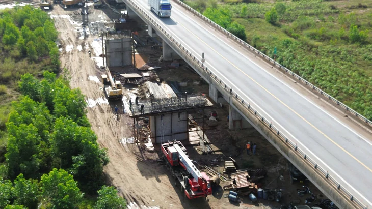 Vì sao cao tốc Cam Lộ - La Sơn tạm đóng cả ban ngày? - Ảnh 3.
