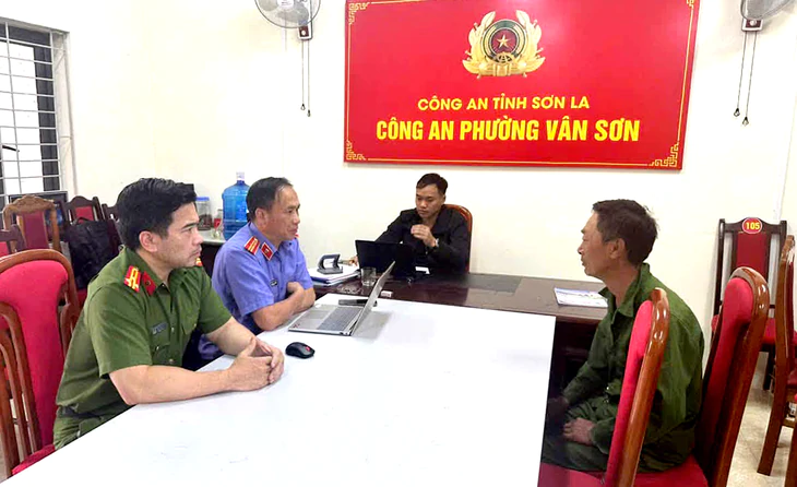 Chém chết bạn nhậu rồi bỏ trốn - Ảnh 2.