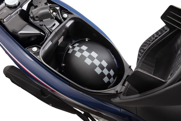 Honda có xe số lạ đời: Dáng như Wave, phanh bằng hai tay như xe ga - Ảnh 6.