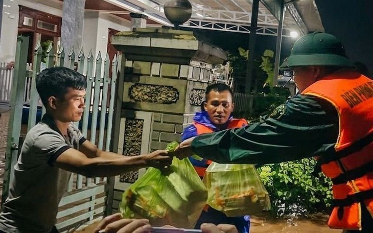 Thanh Hóa: Hàng nghìn học sinh tạm nghỉ học do mưa lớn, ngập lụt - Ảnh 3.