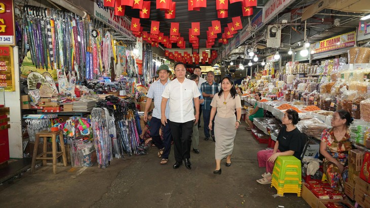 Huế tính phương án làm thêm phố đêm Đông Ba - Bạch Đằng - Ảnh 1.