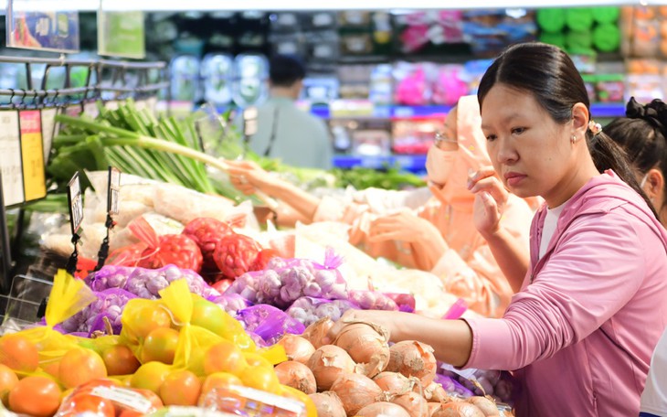 Giá xăng dầu tăng mạnh, xăng sinh học tăng cao nhất thêm gần 1.400 đồng/lít - Ảnh 4.