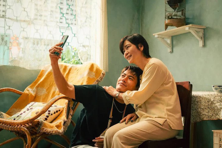 Lên hương mở màn 26 tỉ: Chuyện 'ngủ hòm cầu vận' có gì cuốn khán giả? - Ảnh 2.