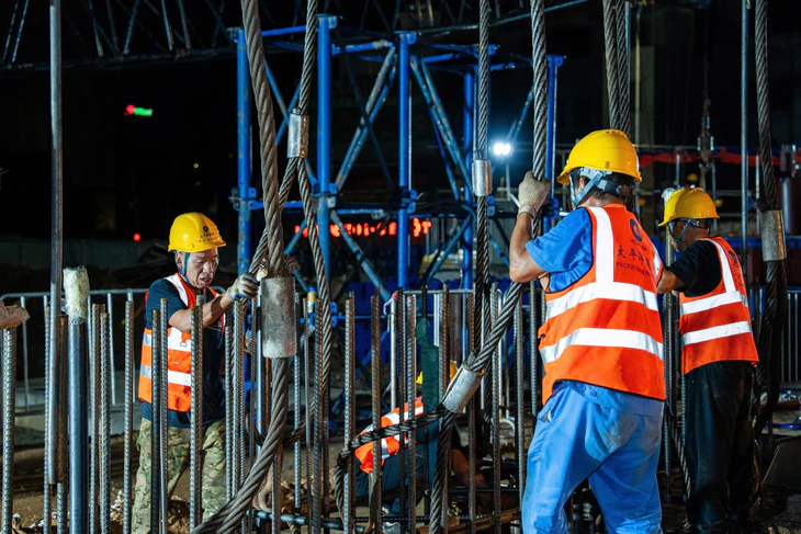 MRB Hà Nội nói gì về thông tin điều chỉnh Metro Văn Cao - Hòa Lạc đi qua một số khu đô thị phía Tây Hà Nội? - Ảnh 1.