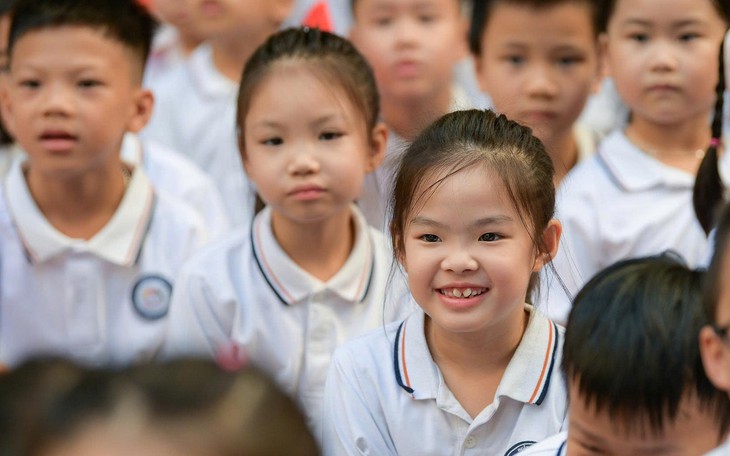Đưa AI vào lớp mỹ thuật, hỗ trợ học sinh phát triển ý tưởng của mình - Ảnh 3.