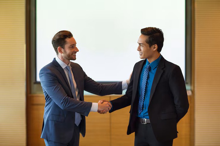 4 cách giúp biến mối quan hệ thành cơ hội việc làm - Ảnh 1.