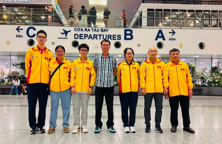 Đội tuyển cờ vua Việt Nam lên đường tranh tài tại Olympiad 2026 - Ảnh 1.