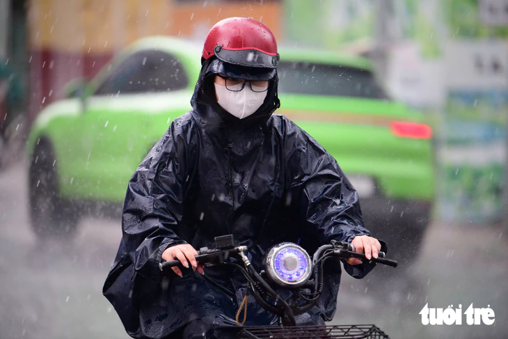 Giảm mưa 3 ngày, từ 17-9 Nam Bộ, TP.HCM mưa to lại - Ảnh 1.