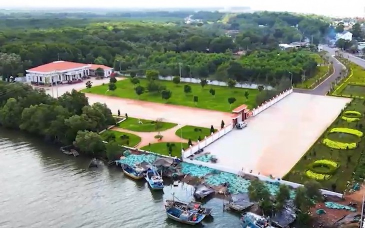 TP.HCM ‘đặt hàng’ văn nghệ sĩ kể chuyện lịch sử bằng nghệ thuật - Ảnh 1.