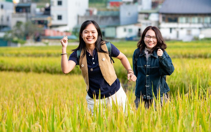 Vượt núi băng rừng ngắm ruộng bậc thang trên ‘nóc nhà Đông Bắc’ - Ảnh 9.