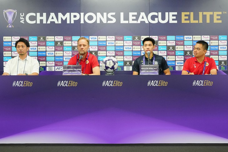 HLV Polking và Đình Bắc muốn thắng Gamba Osaka - Ảnh 1.