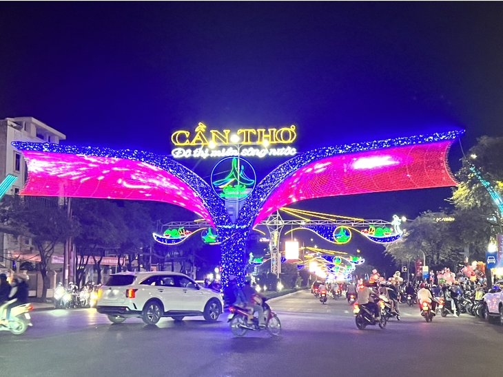Vụ đề xuất dời trung tâm hành chính Cần Thơ về Ngã Bảy: Đề nghị công khai tên đơn vị tư vấn - Ảnh 1.