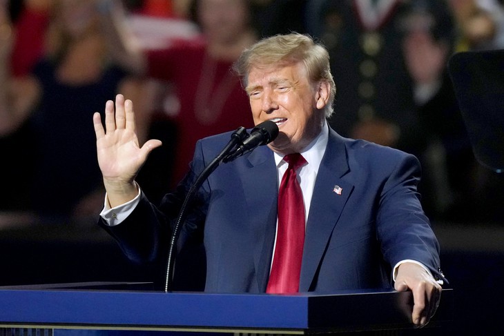 Ông Trump tuyên bố Mỹ đủ khả năng phát 5.000 USD cho mỗi người dân trưởng thành - Ảnh 2.