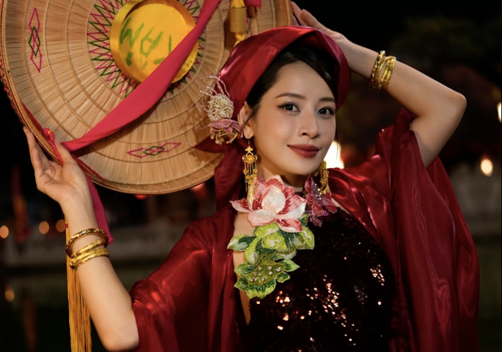 Chi Pu tái xuất 'vũ trụ' Chị chị em em sau 7 năm - Ảnh 1.