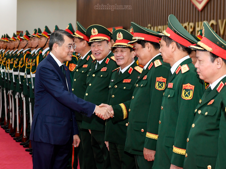 Thủ tướng Lê Minh Hưng: Xây dựng Học viện Quốc phòng trở thành cơ sở đào tạo, nghiên cứu tầm chiến lược hàng đầu khu vực - Ảnh 1.
