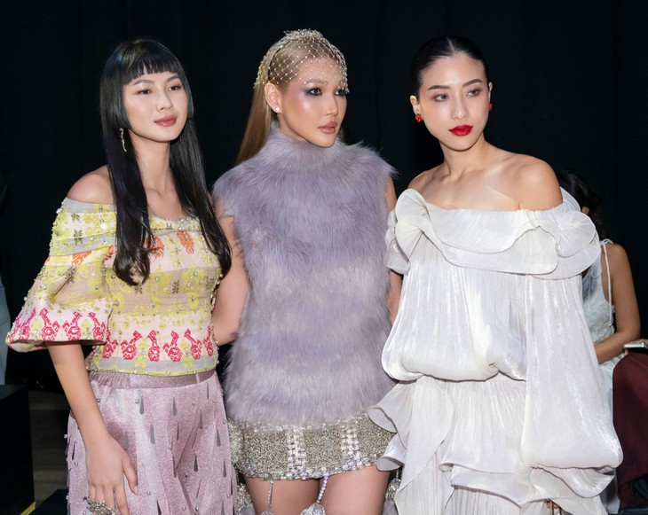 Diệp Linh Châu mang yếm Việt, rèm tái sinh đến Manila Fashion Week - Ảnh 2.