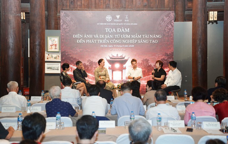 Hàng trăm người cùng hàng tấn thiết bị vào quay phim ở Văn Miếu - Quốc Tử Giám được không? - Ảnh 3.