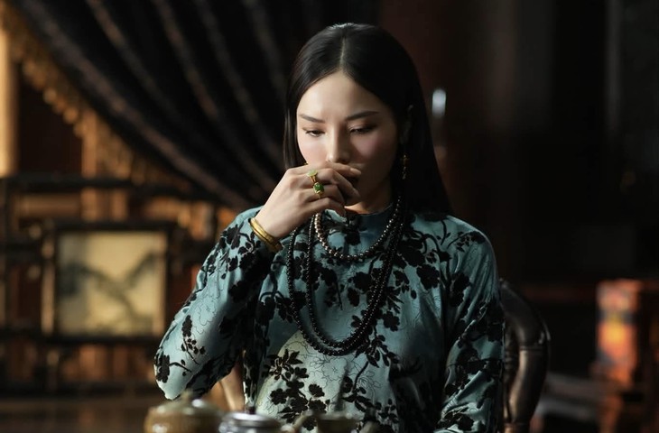 Chi Pu tái xuất 'vũ trụ' Chị chị em em sau 7 năm - Ảnh 3.
