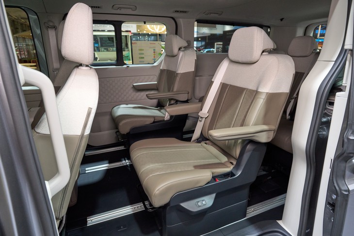 Xe điện mới cạnh tranh Ford Transit:  - Ảnh 13.