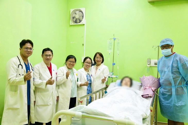 TP.HCM làm gì để trở thành điểm đến khám chữa bệnh của người nước ngoài?  - Ảnh 1.
