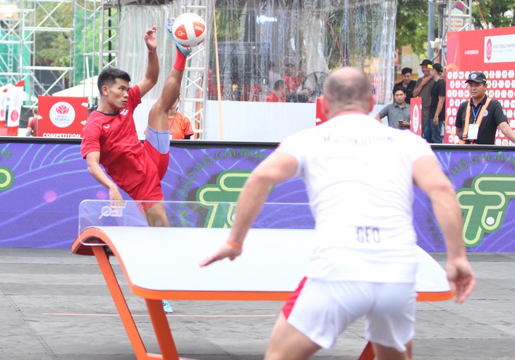 Teqball ra mắt Asiad 2026: Sân khấu của những đôi chân điêu luyện - Ảnh 3.