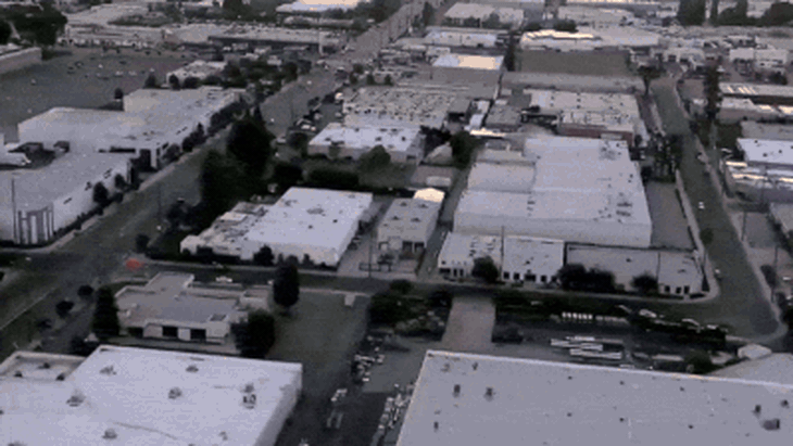 Trực thăng rơi tại Los Angeles, 3 người chết - Ảnh 2.