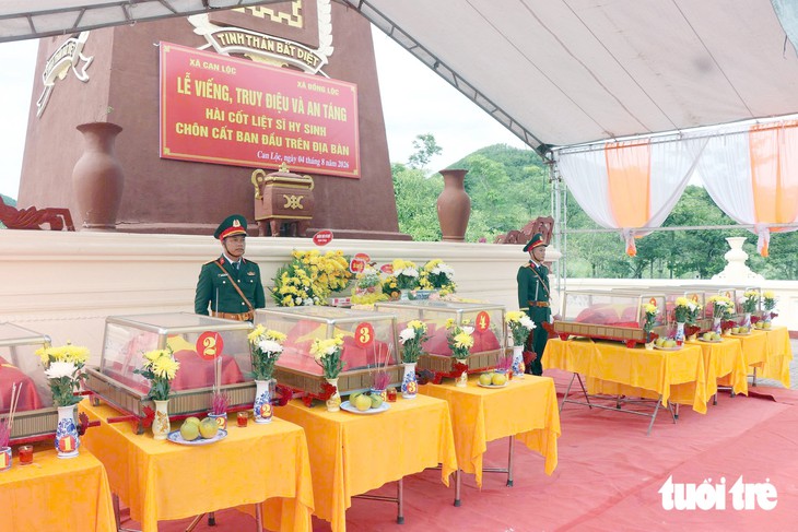 Thượng tướng Nguyễn Văn Gấu làm việc với Hà Tĩnh về thực hiện ‘Chiến dịch 500 ngày đêm' - Ảnh 2.