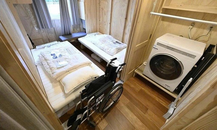 VĐV bóng rổ ‘khóc ròng’ với phòng container tại Asiad 2026 - Ảnh 1.