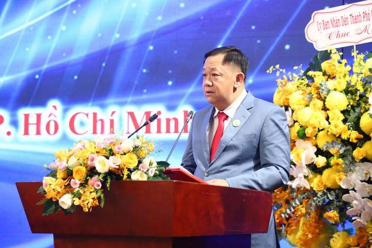 Thứ trưởng Bộ Y tế Đỗ Xuân Tuyên: Số ca bệnh giảm nhưng nhiệm vụ phải tăng lên - Ảnh 2.