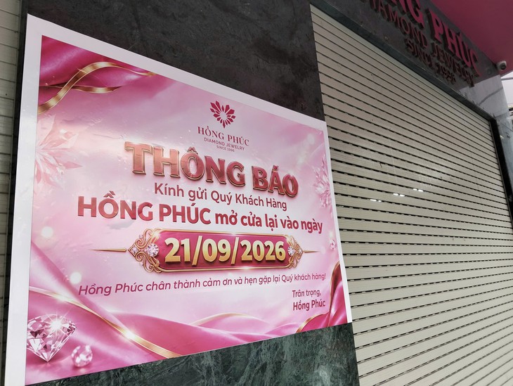 Tiệm vàng Hồng Phúc ở Mỹ Tho đã mở cửa trở lại - Ảnh 2.