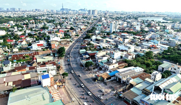 Dự kiến tái định cư bằng tiền với mức hỗ trợ tốt, người dân TP.HCM có thể tự lo nơi ở mới - Ảnh 1.