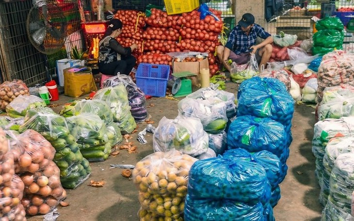 Sức mua tăng, cùng lúc người Việt ngày càng 'soi' nguồn gốc thực phẩm  - Ảnh 2.
