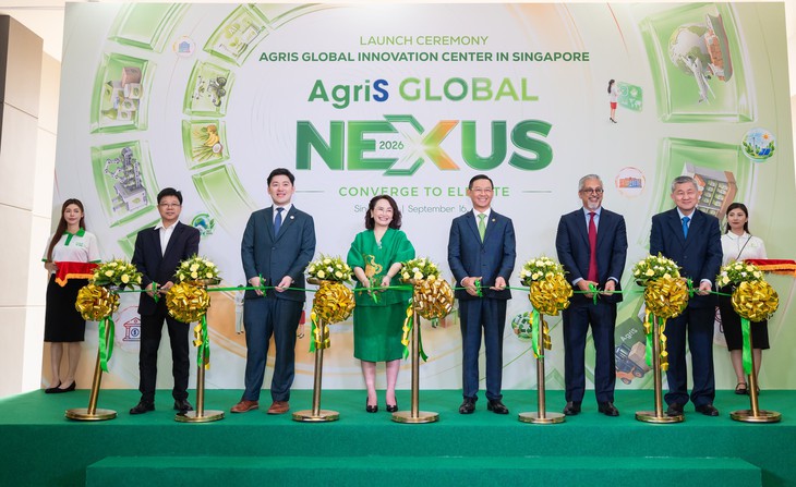 AgriS mở trung tâm đổi mới sáng tạo tại Singapore - Ảnh 1.