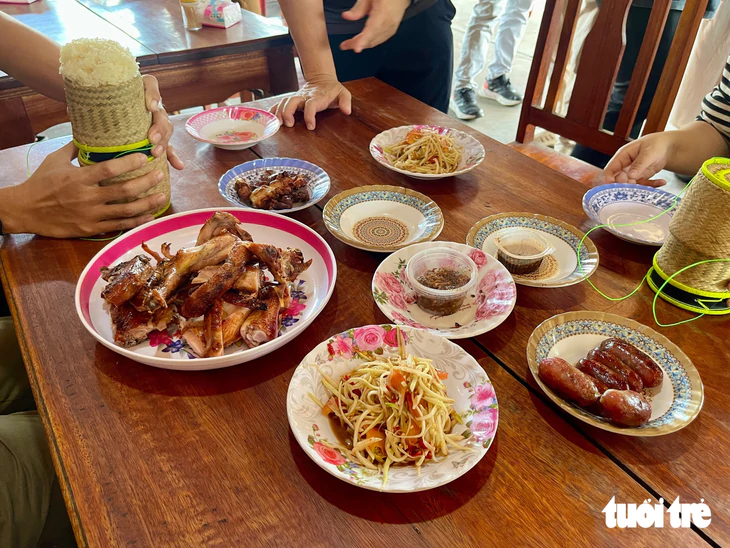 Một ngày ăn cơm 3 nước, theo dòng Mekong khám phá Đông Bắc Thái Lan - Ảnh 6.