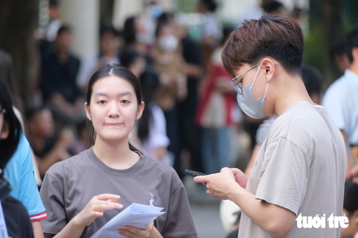 Bộ Giáo dục dự kiến mỗi ngành chỉ được xét tuyển bằng 1 phương thức tuyển sinh - Ảnh 1.