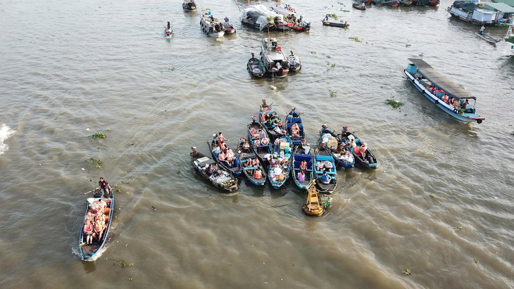 Chuyển mạnh tư duy ‘quản lý’ sang ‘phục vụ’, đưa Cần Thơ trở thành thành phố đáng sống - Ảnh 8.