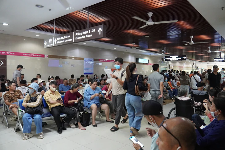 Cục trưởng Cục Quản lý khám chữa bệnh: An toàn người bệnh phải như an toàn hàng không - Ảnh 3.