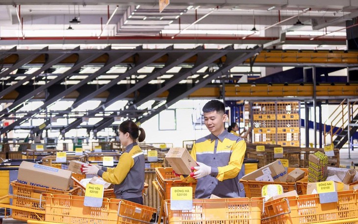 Dự thảo Luật Bưu chính sửa đổi: Rút 14 thủ tục hành chính còn 1 - Ảnh 2.