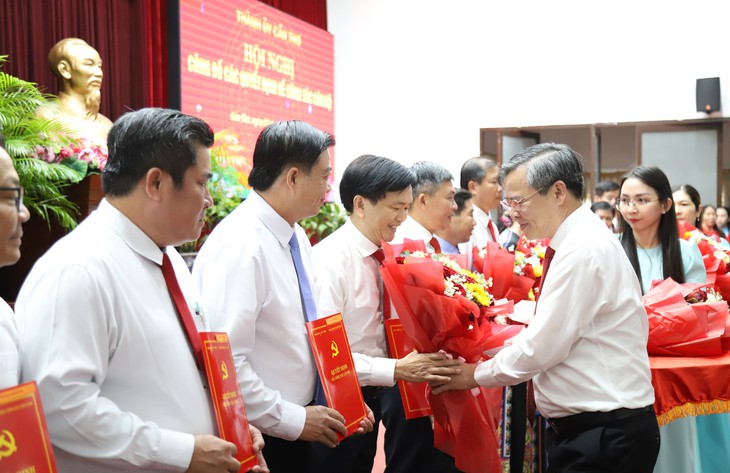 Chuyển mạnh tư duy ‘quản lý’ sang ‘phục vụ’, đưa Cần Thơ trở thành thành phố đáng sống - Ảnh 4.