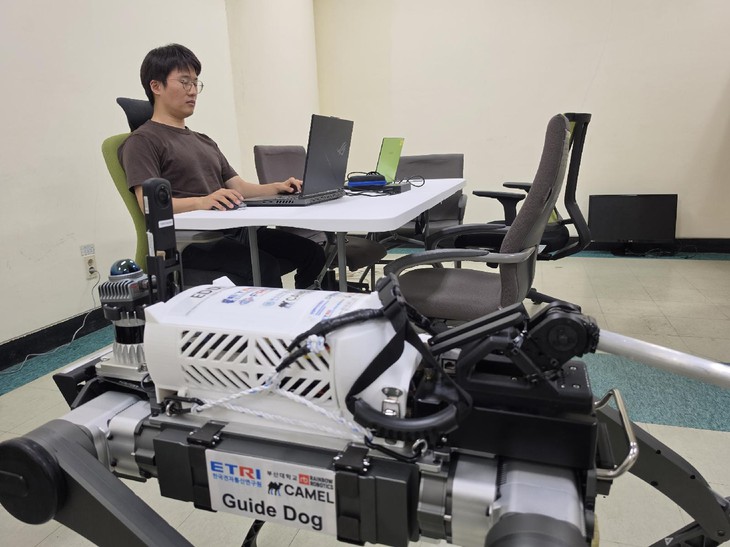 Robot AI Hàn Quốc tự tìm đường trong nơi lạ, biết kiểm tra đã đến đúng chỗ chưa - Ảnh 2.